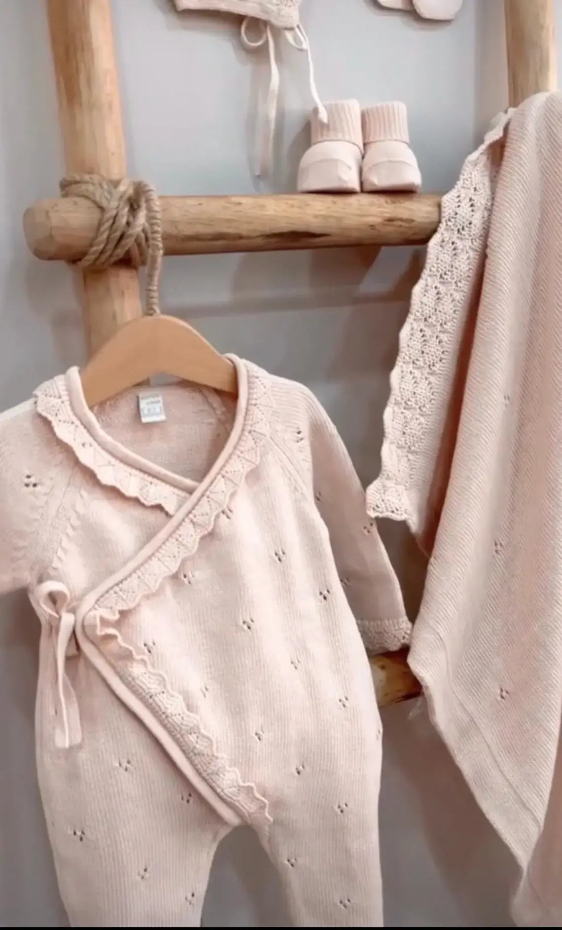 Knitted Newborn Baby Coming Home Outfit Layette Set Cotton