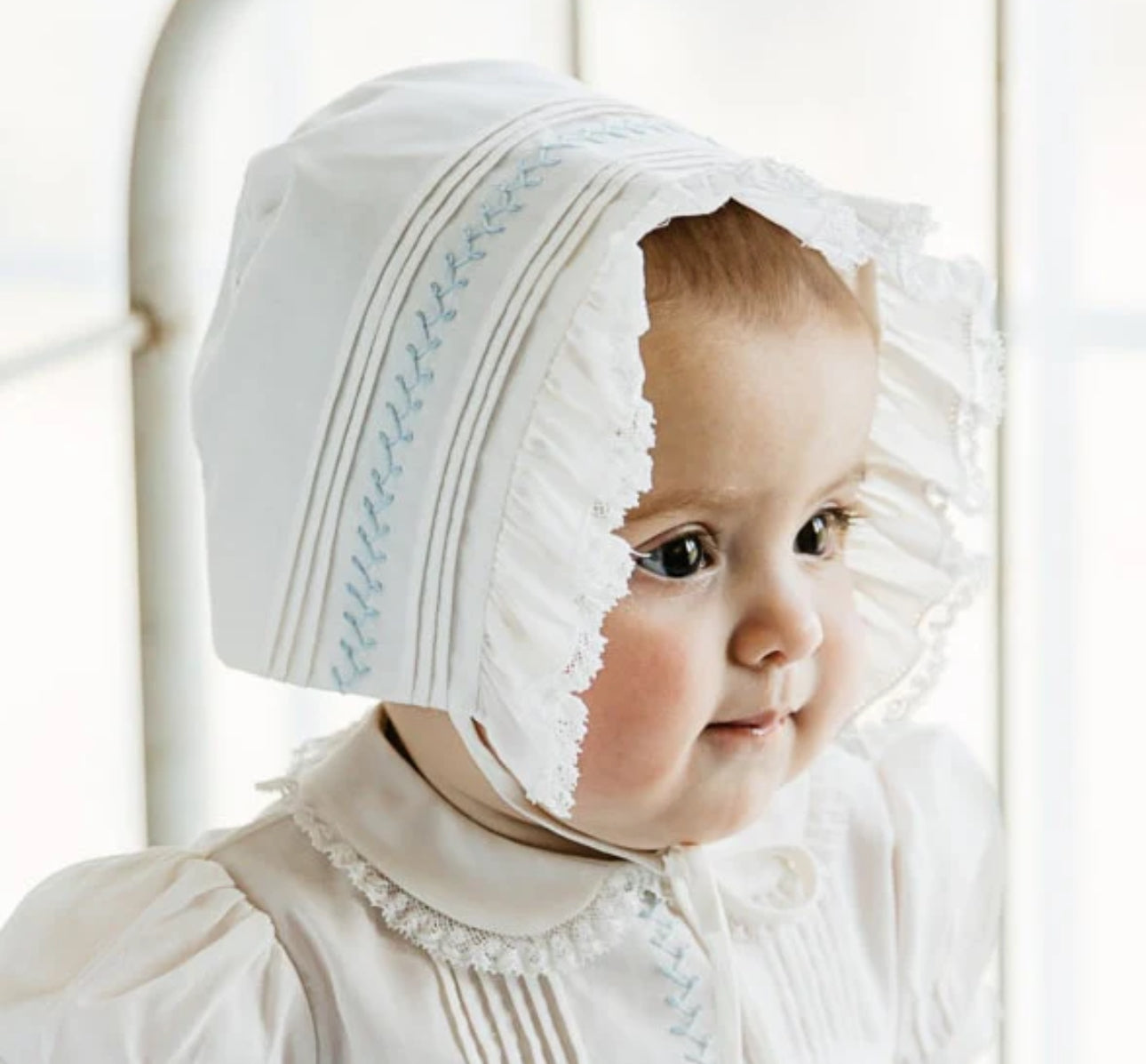 Girls Ivory Vintage Bonnet